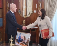 رئيس الجمهورية: لا مجال للتفريط في مؤسّساتنا ومنشآتنا العمومية، وسيتمّ تحميل المسؤولية القانونية كاملة لمن خرّبها