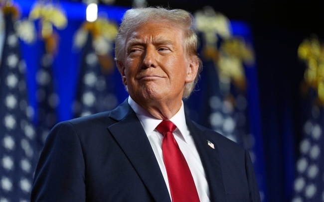 ترامب: سيتم إغلاق المجال الجوي فوق فنزويلا ومحيطها بالكامل